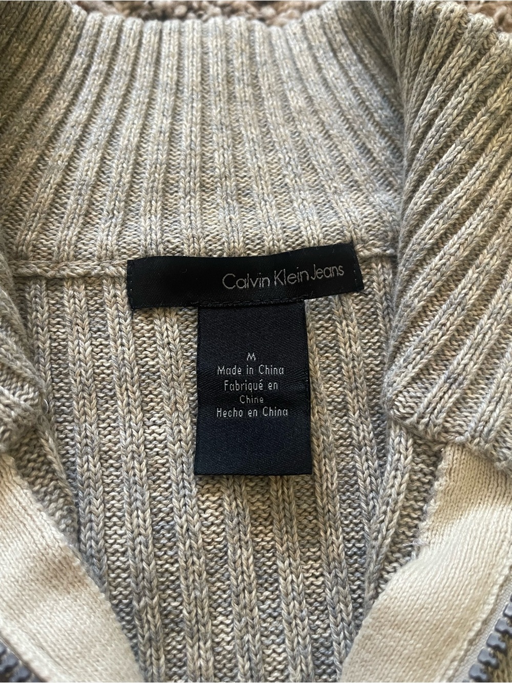 Calvin Klein Jeans Men's Size M Gray Ribbed Knit 1/4 Zip Pullover Sweater Mock - Picture 11 of 16